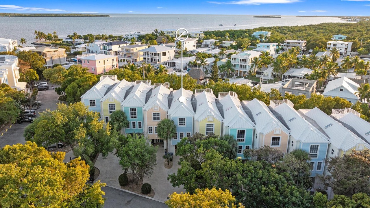 Photo of Others in Rock Harbor