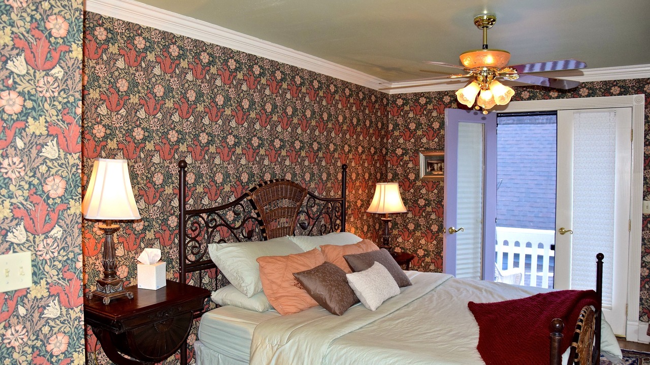 Photo of Bedroom in Historic District
