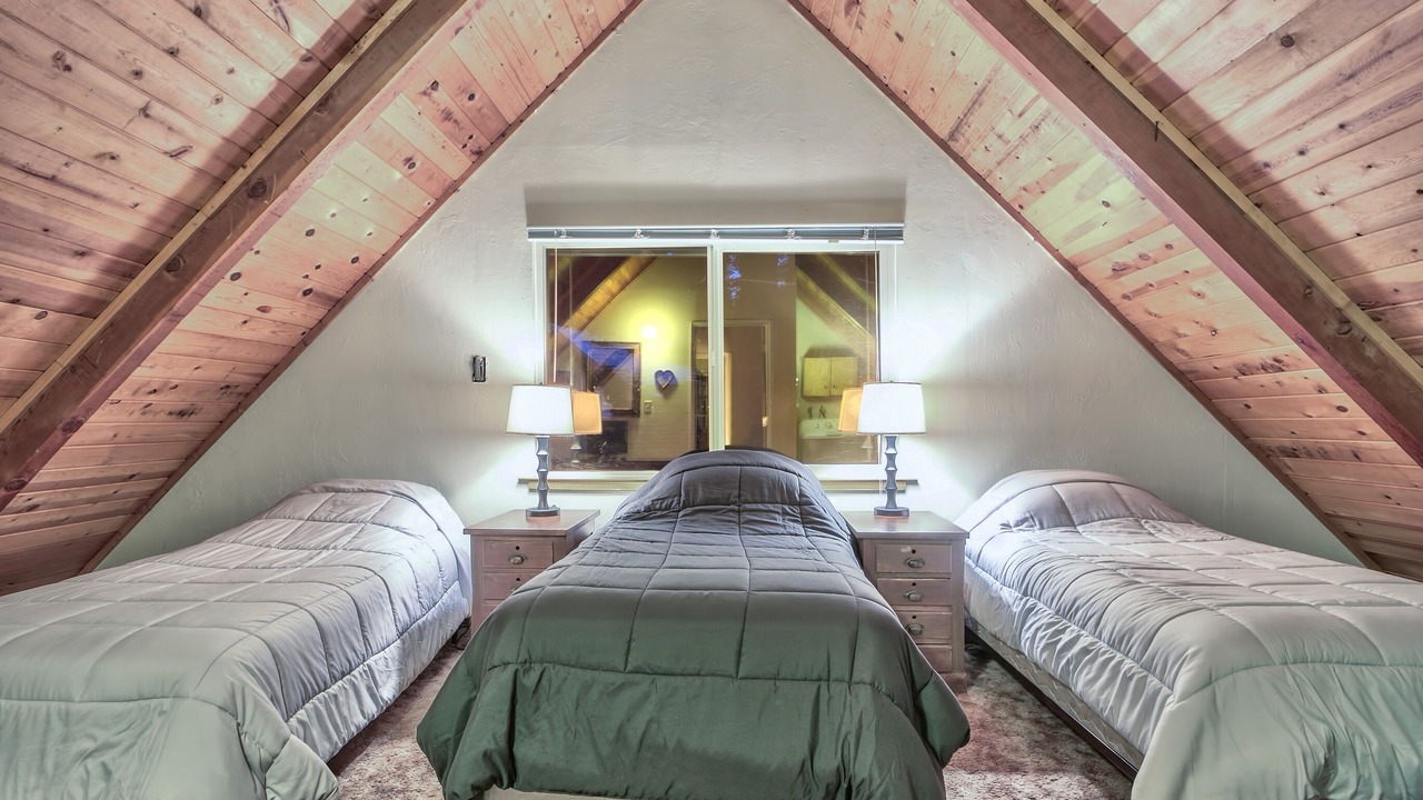 Photo of Bedroom in North Upper Truckee