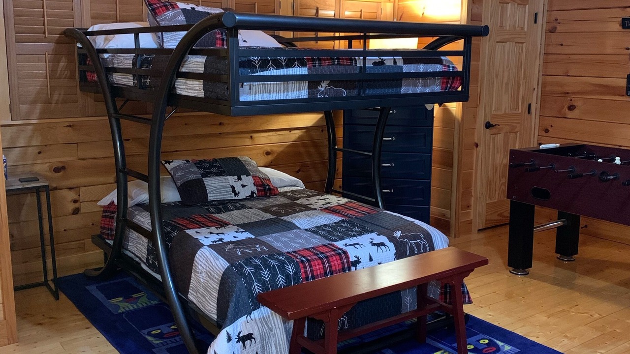 Photo of Bedroom in Gatlinburg - Pigeon Forge