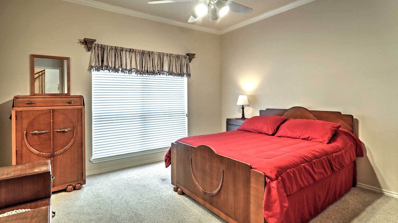 Photo of Bedroom in Harlingen