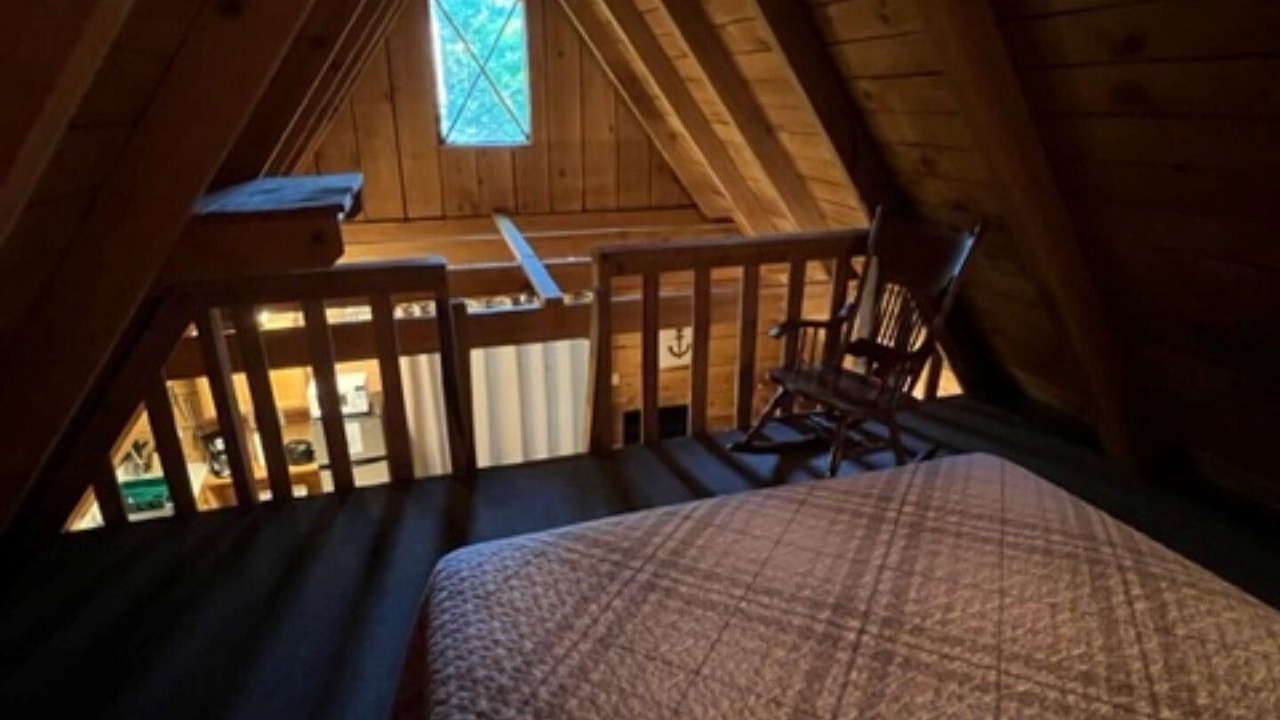 Photo of Bedroom in Keslers Cross Lanes
