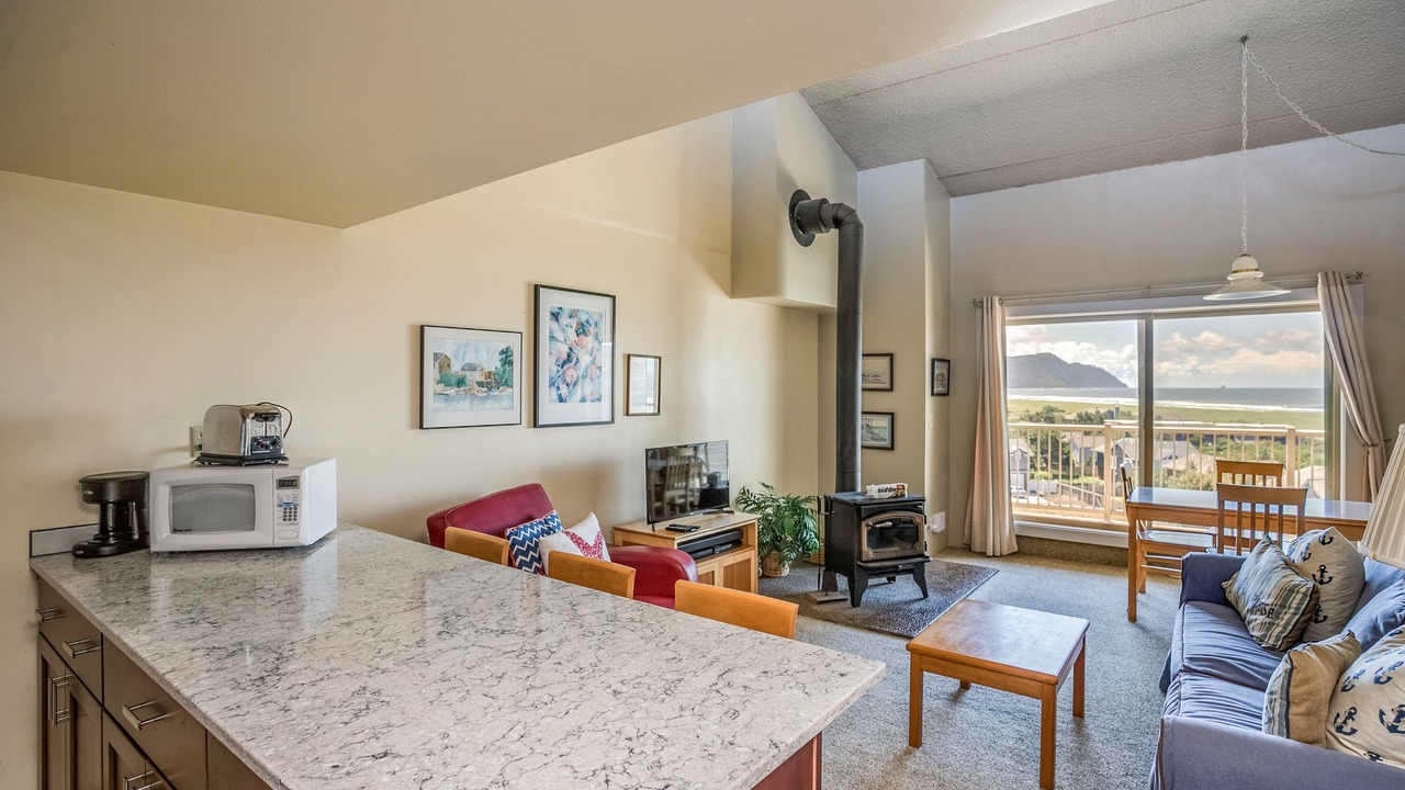 Photo of Livingroom in Gearhart