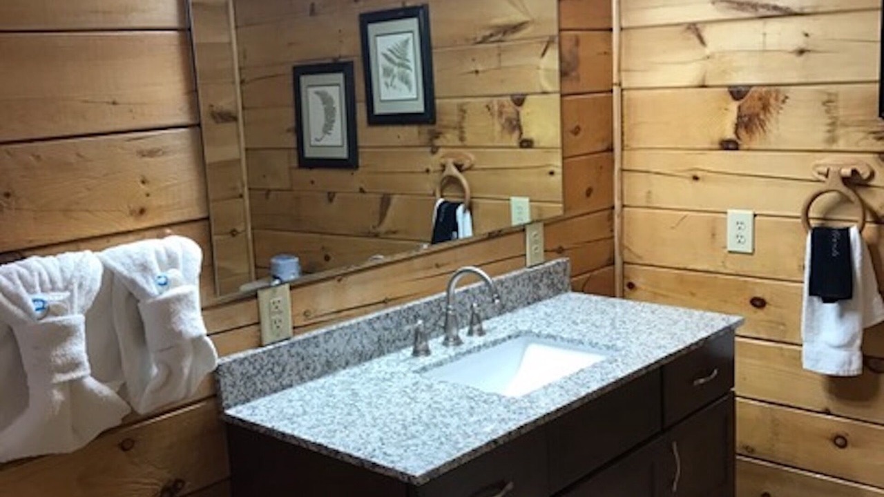 Photo of Bathroom in Pigeon Forge