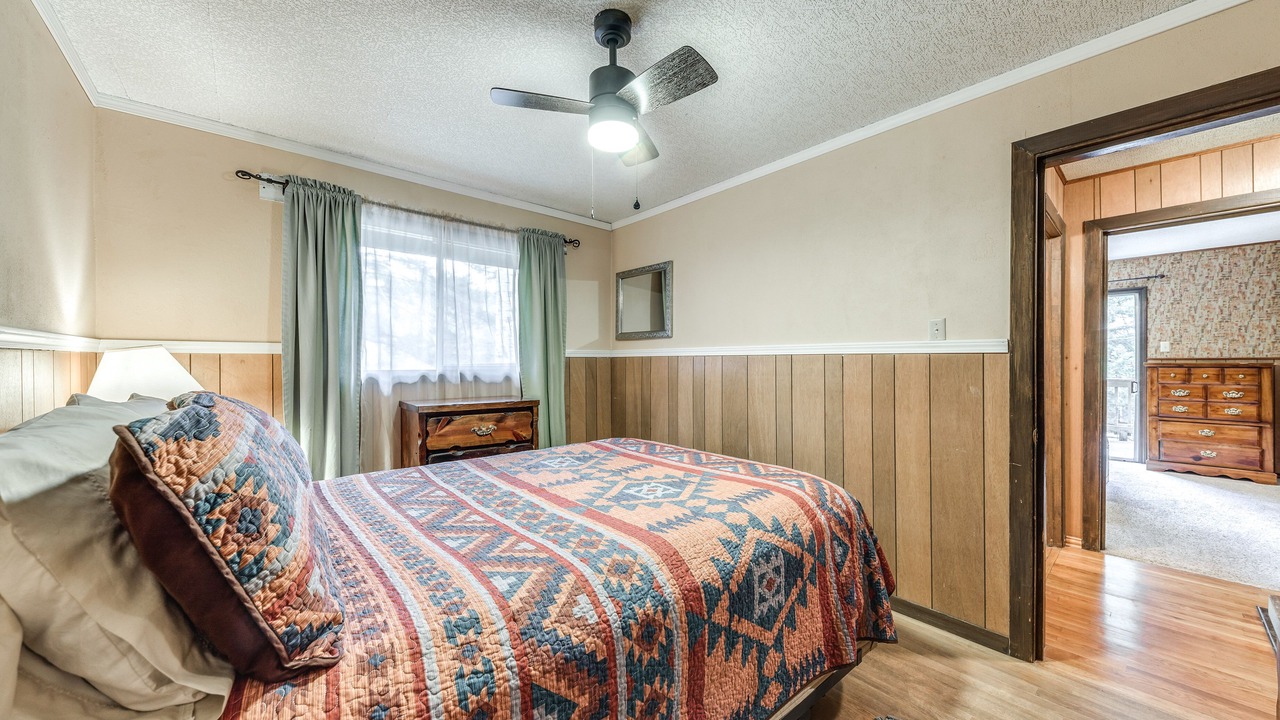 Photo of Bedroom in Cloudcroft