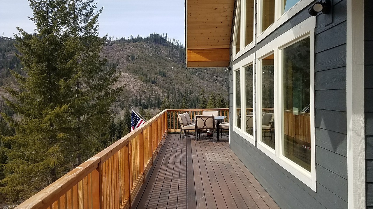 Photo of Patio Balcony in Leavenworth