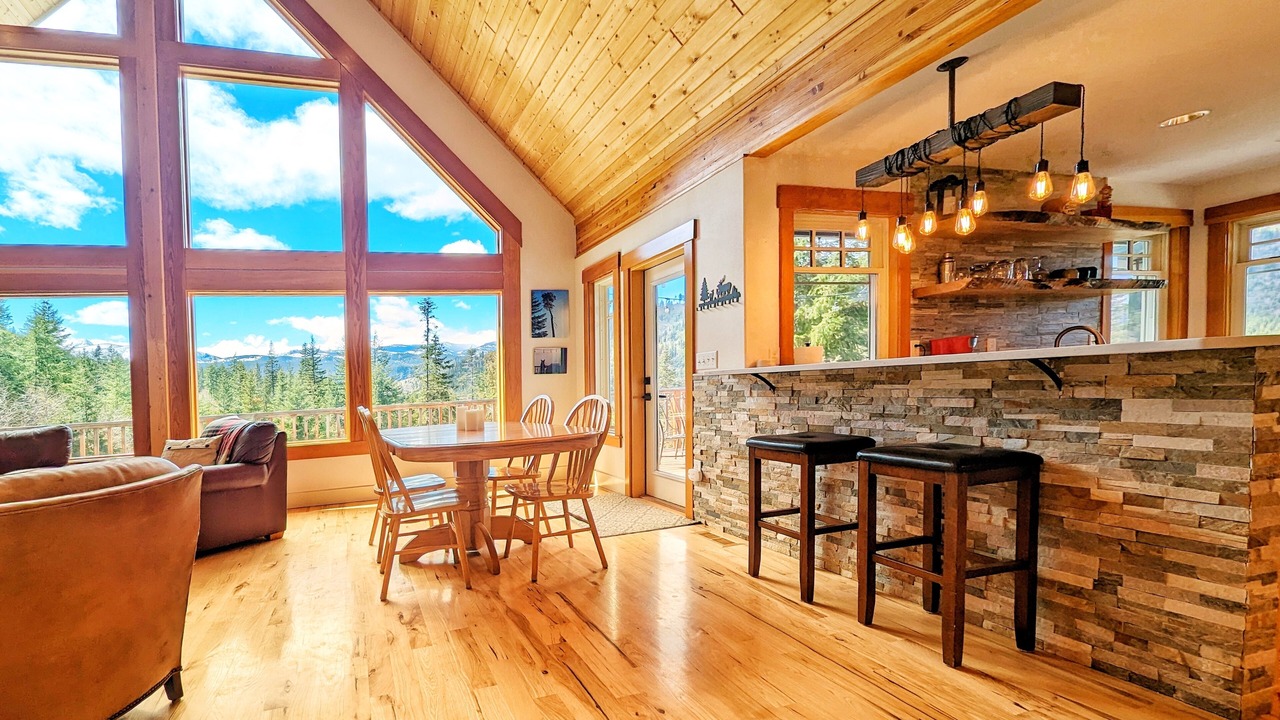 Photo of Livingroom in Leavenworth