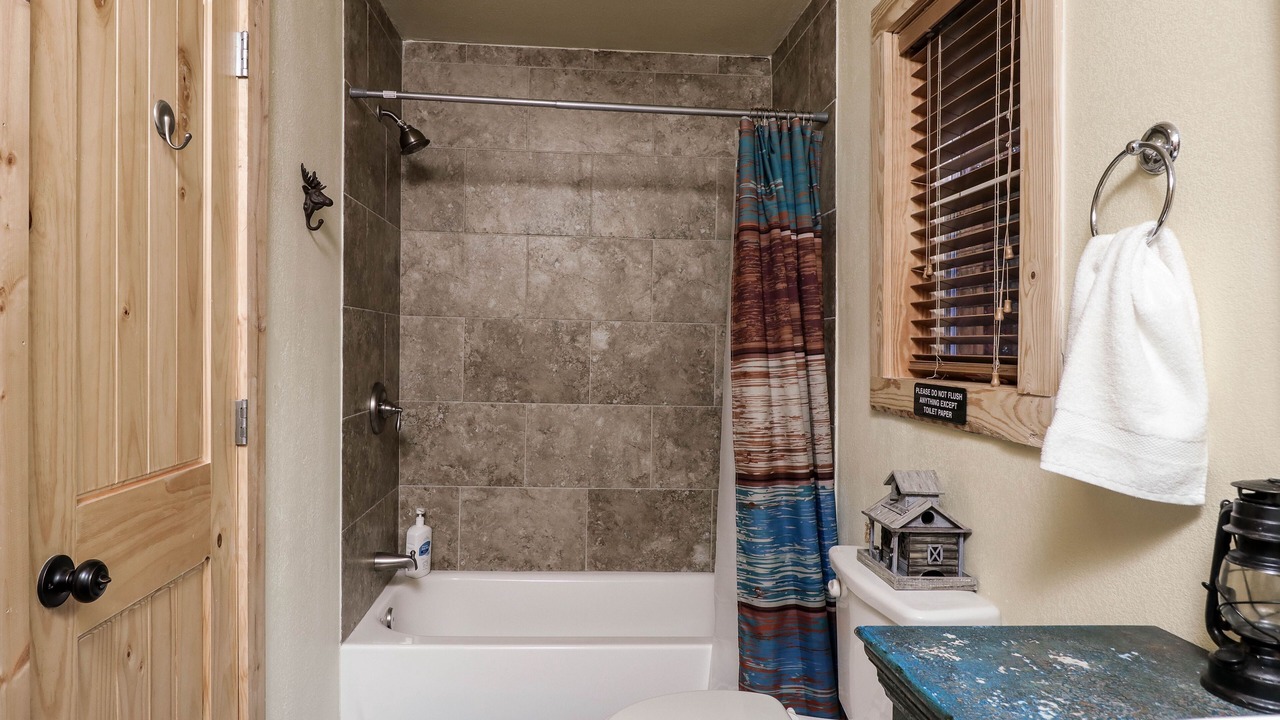 Photo of Bathroom in Holly Lake Ranch