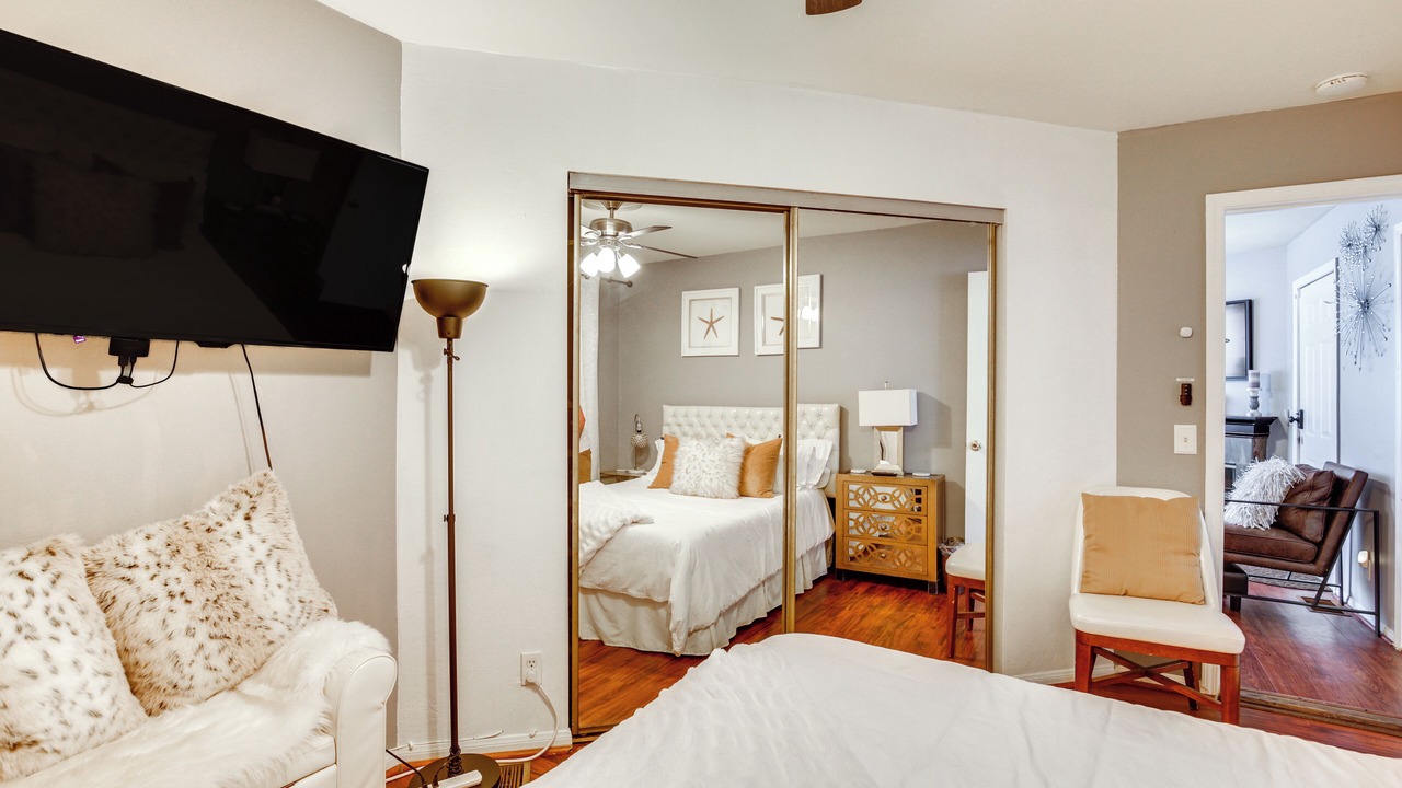 Photo of Bedroom in Ocean Beach