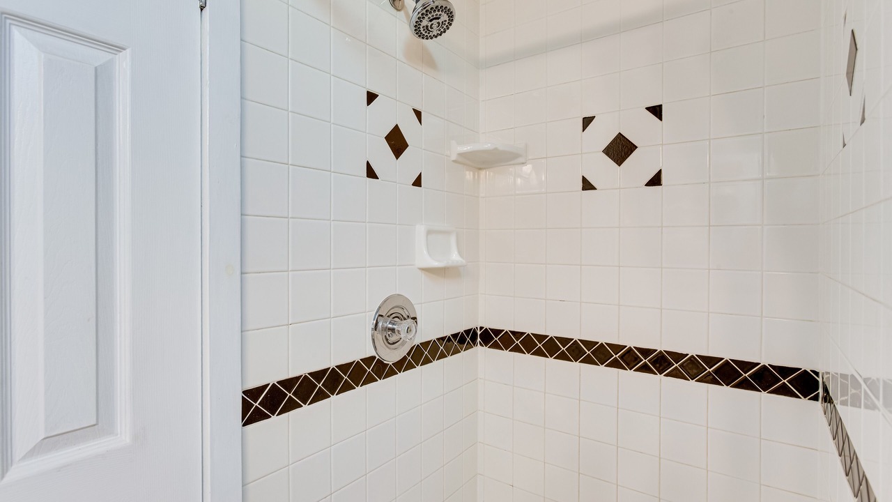 Photo of Bathroom in Platt Park
