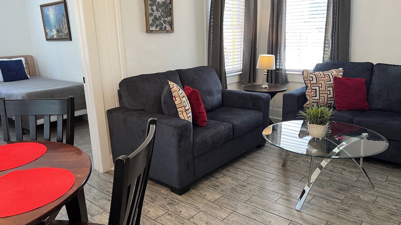 Photo of Livingroom in Downtown Historic District