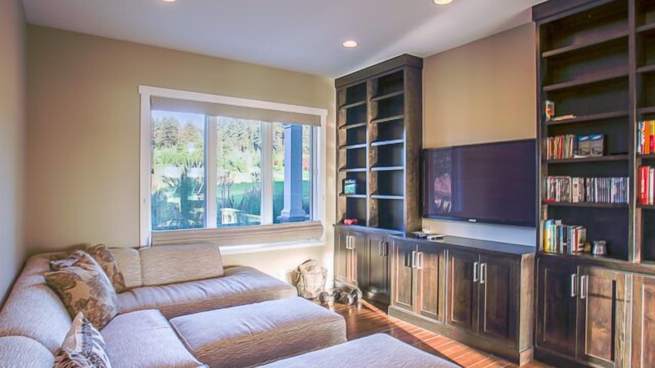 Photo of Bedroom in Roche Harbor