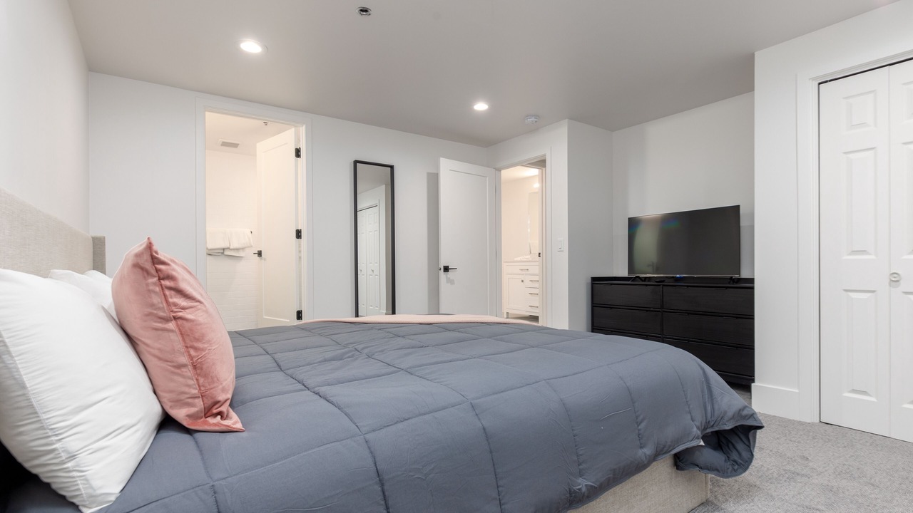 Photo of Bedroom in Deer Valley