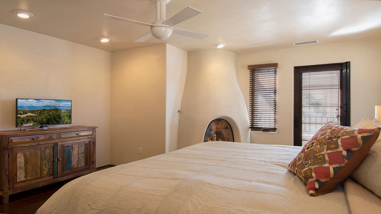 Photo of Livingroom in Downtown Santa Fe