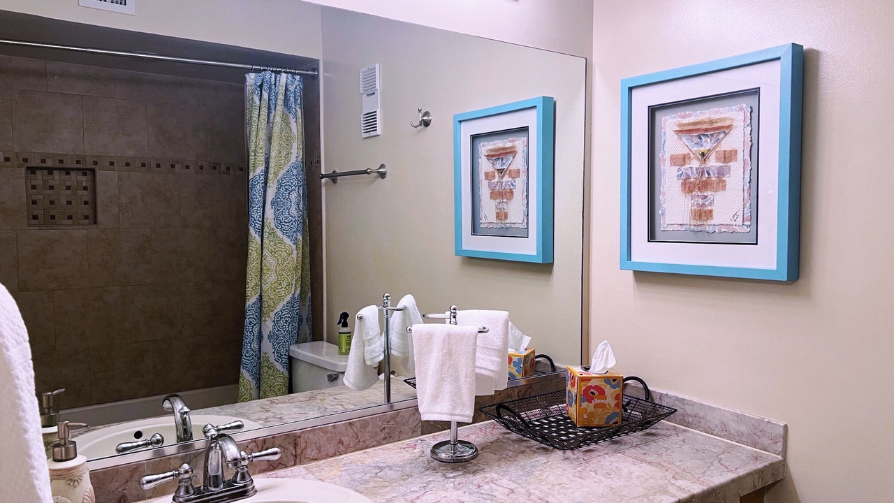 Photo of Bathroom in El Lago