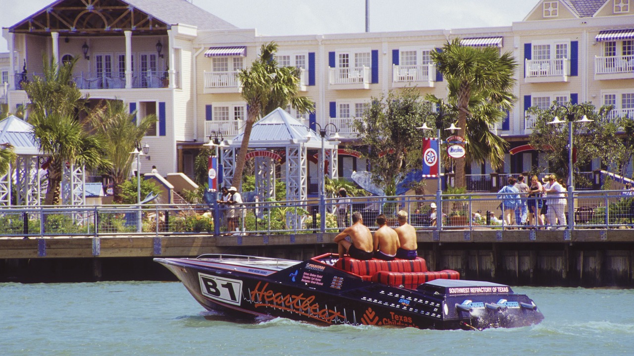 Photo of Others in El Lago