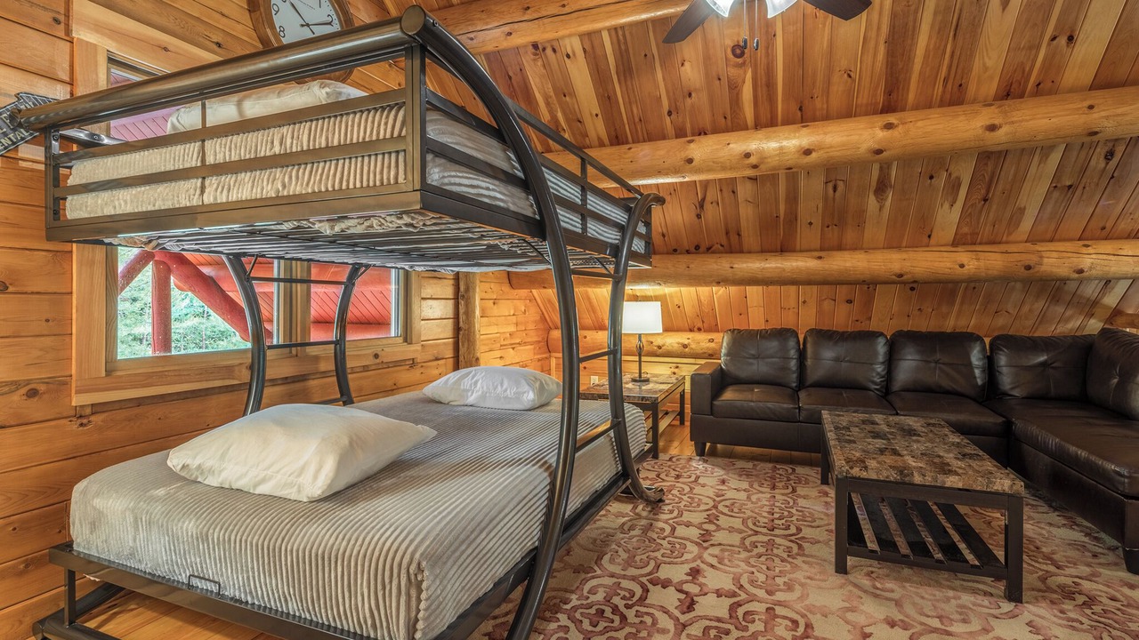 Photo of Bedroom in Logan