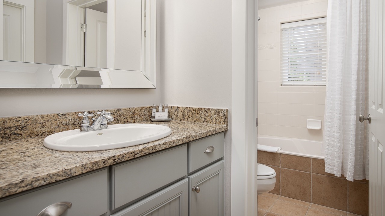 Photo of Bathroom in Laurel Grove
