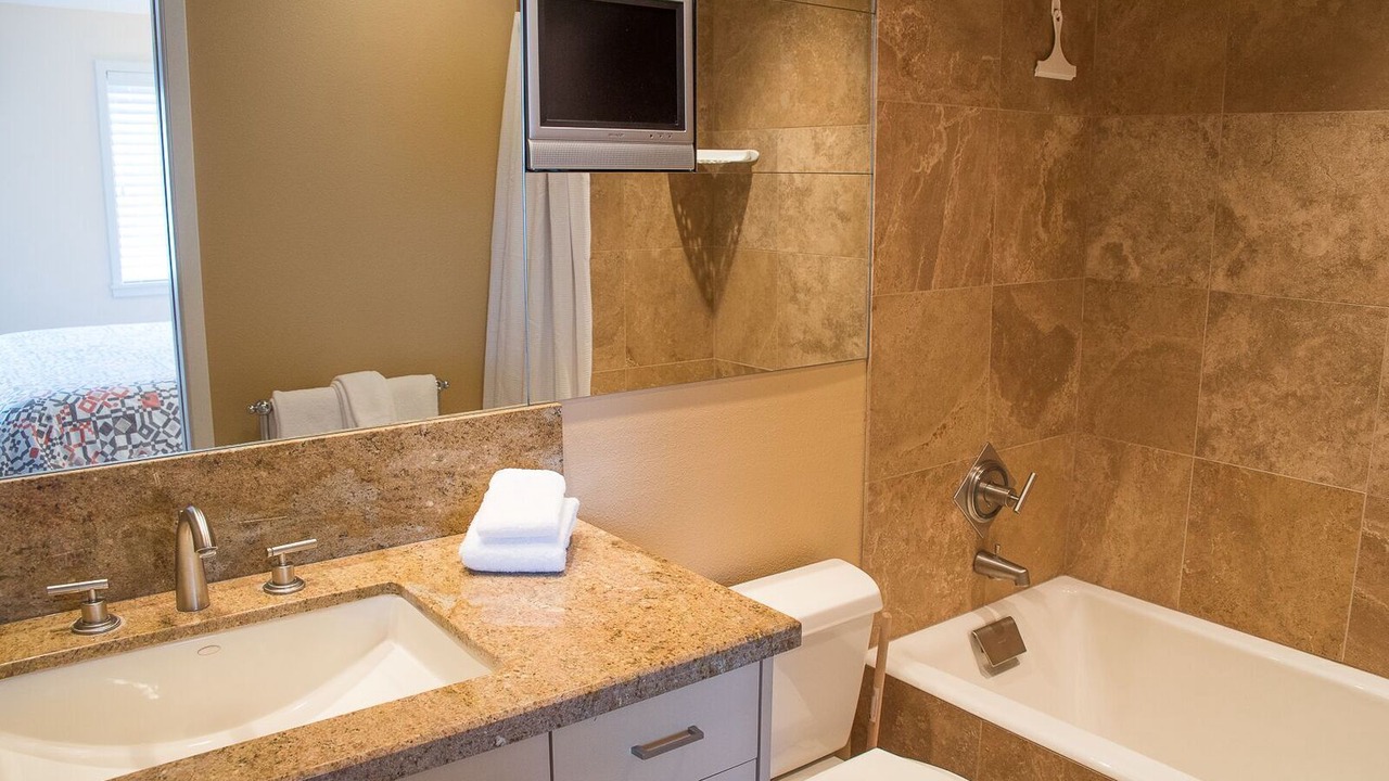 Photo of Bathroom in Elkhorn