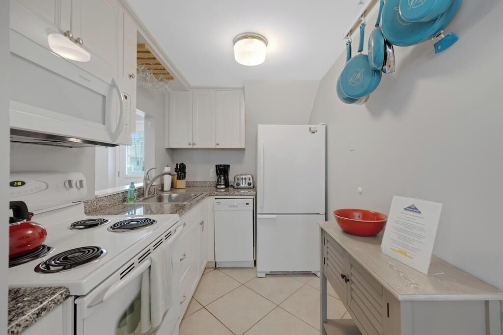 Photo of Kitchen in Truman Annex