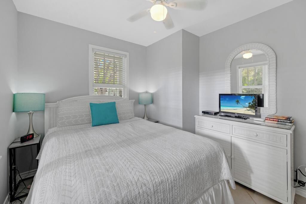 Photo of Bedroom in Truman Annex