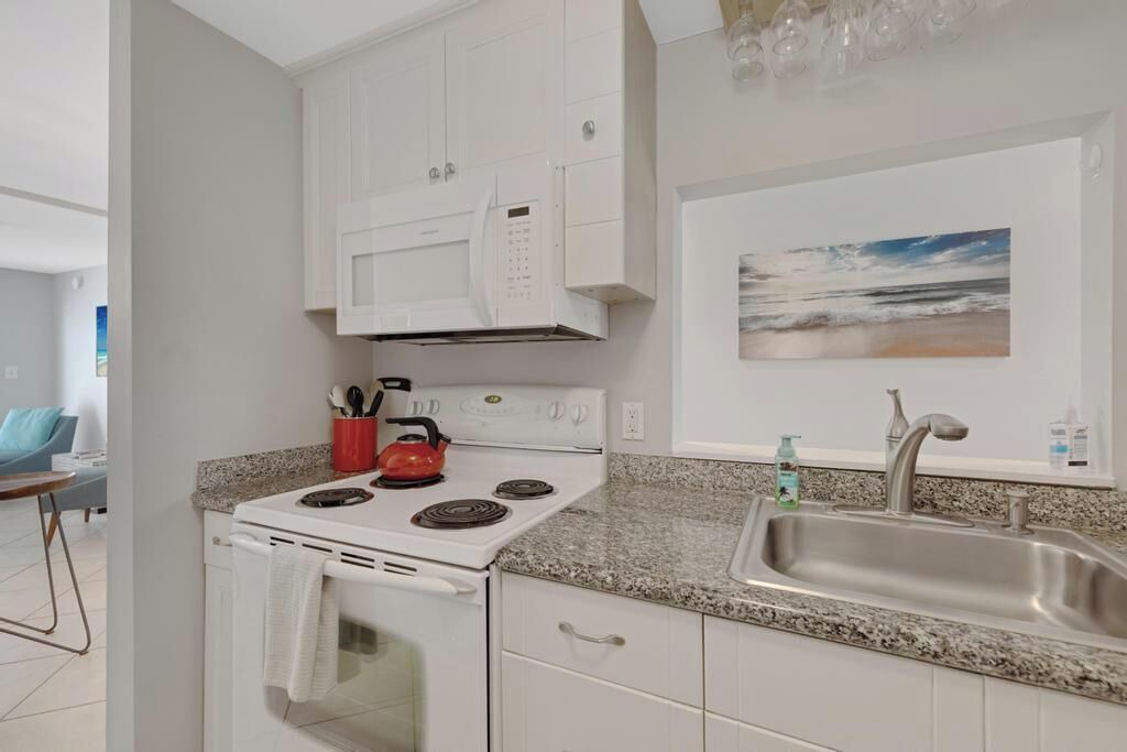 Photo of Kitchen in Truman Annex