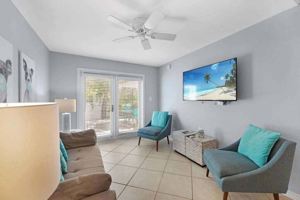 Photo of Livingroom in Truman Annex