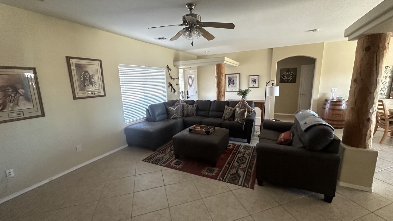 Photo of Livingroom in Lake Havasu City