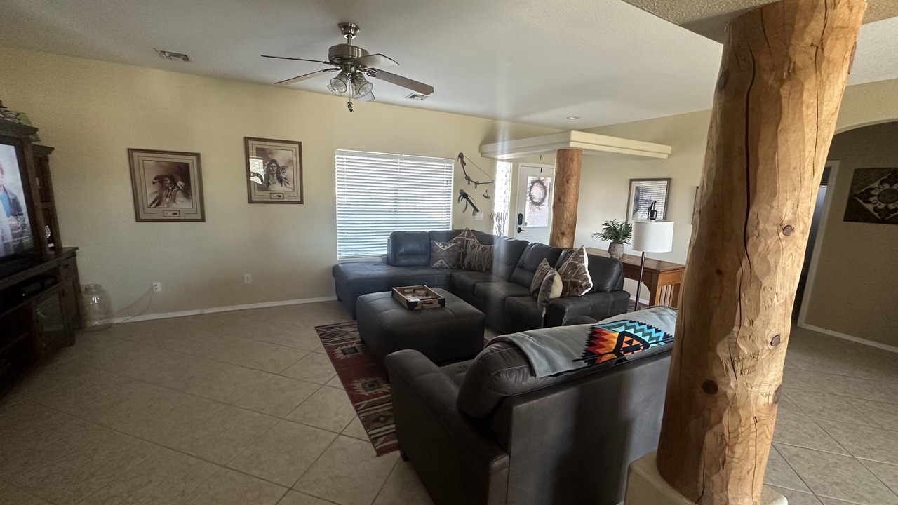 Photo of Livingroom in Lake Havasu City