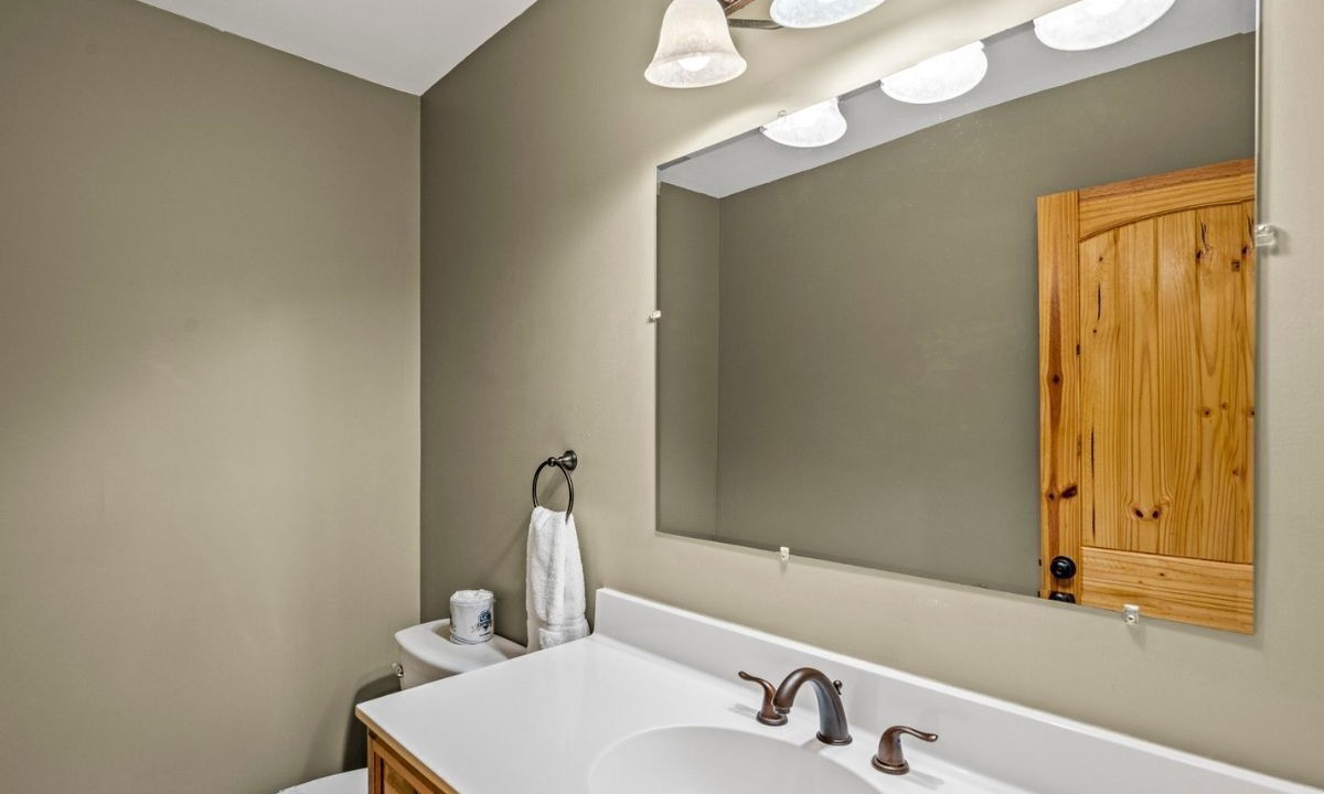 Photo of Bathroom in Chalet Village