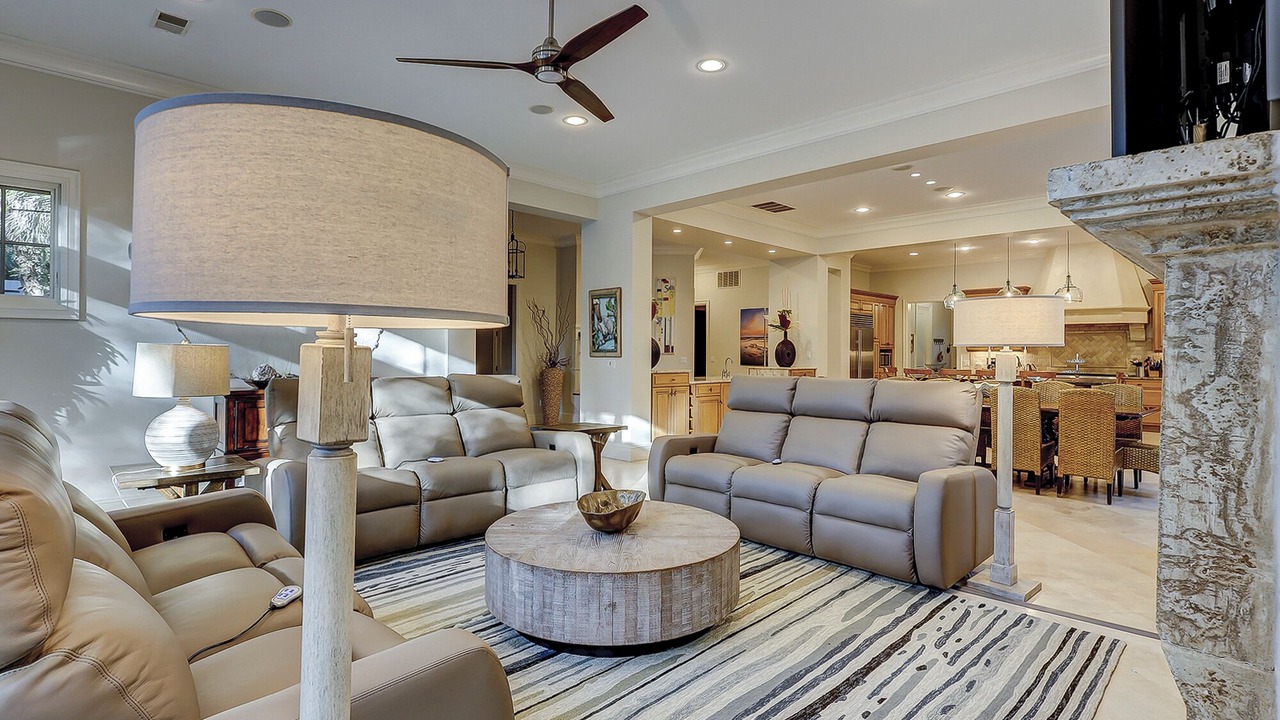 Photo of Livingroom in Oceanside