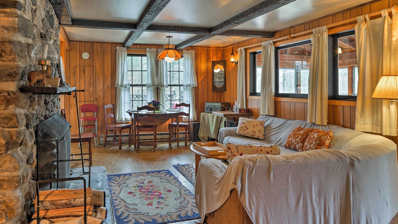 Photo of Livingroom in Otis