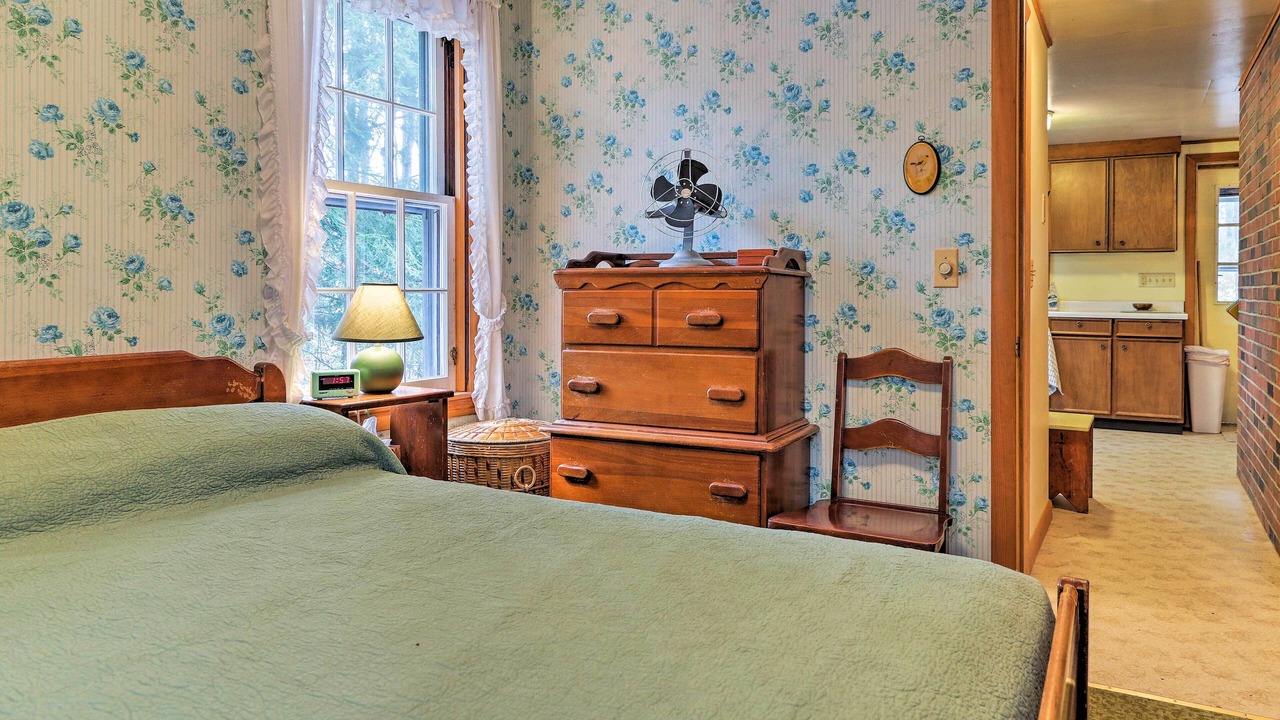 Photo of Bedroom in Otis