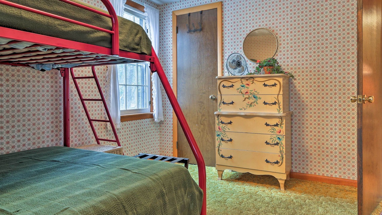 Photo of Bedroom in Otis