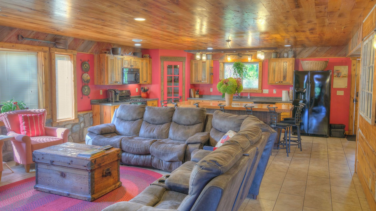 Photo of Livingroom in Fish Creek