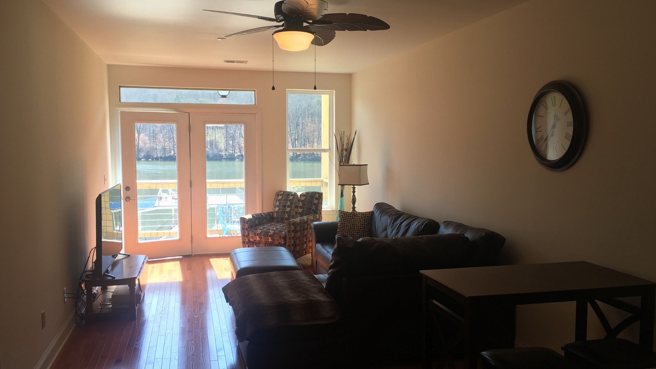 Photo of Livingroom in Chattanooga