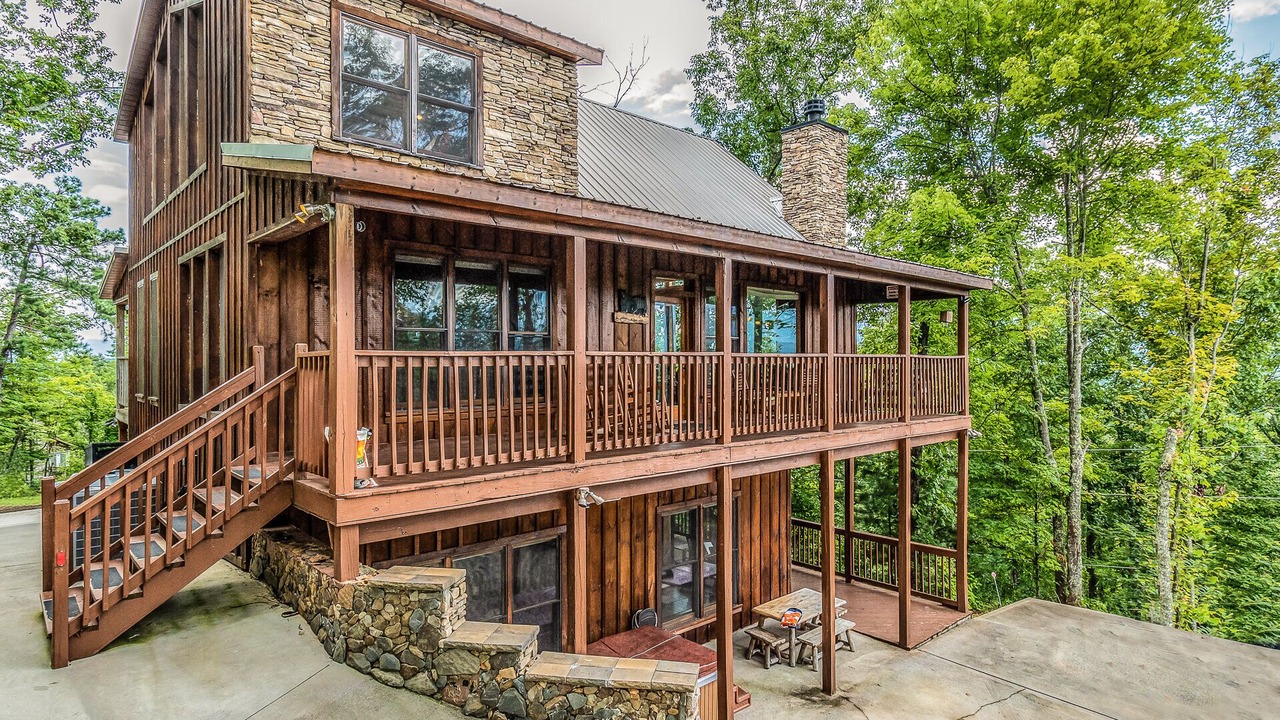 Photo of Outdoor in Gatlinburg - Pigeon Forge