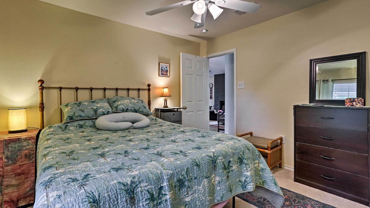 Photo of Bedroom in McQueeney
