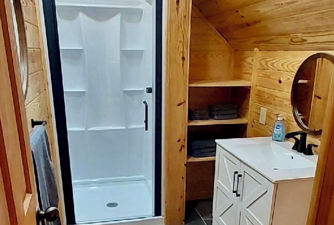 Photo of Bathroom in Spencer