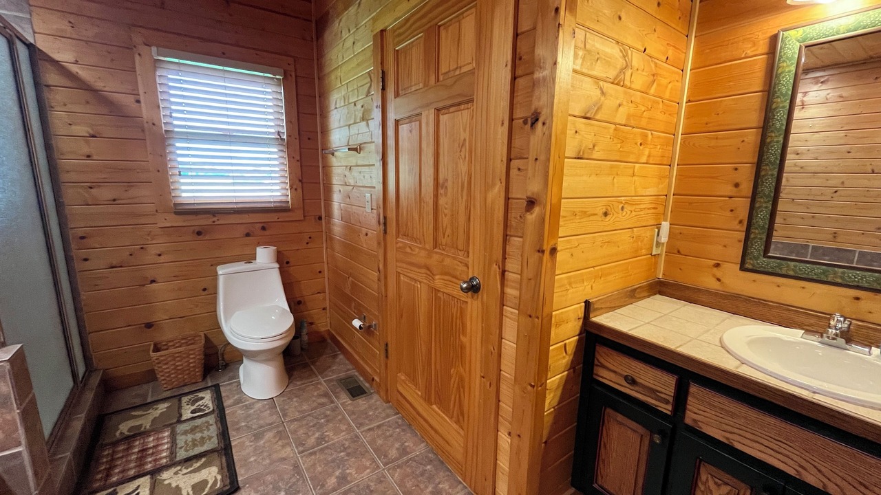 Photo of Bathroom in Spencer