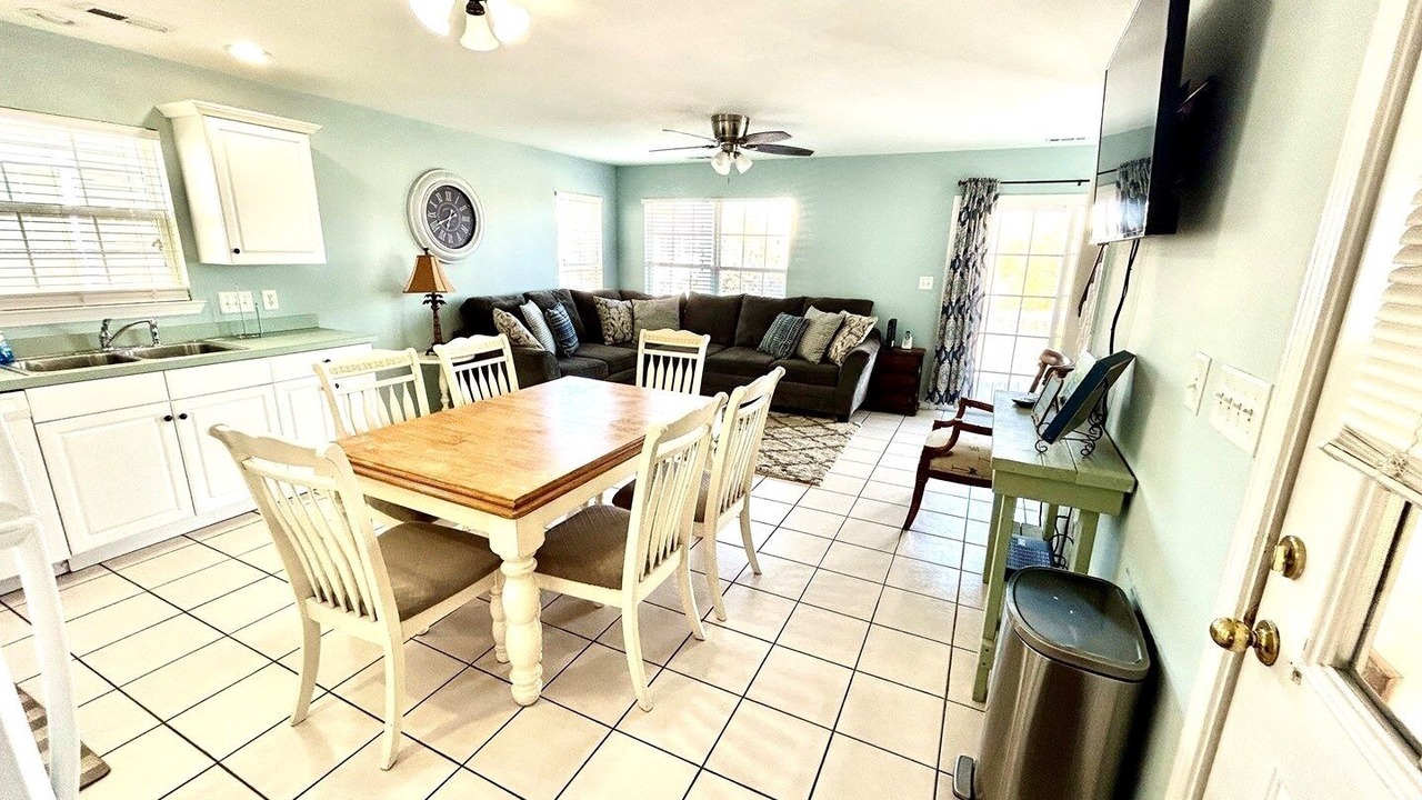 Photo of Bedroom in Surfside Beach