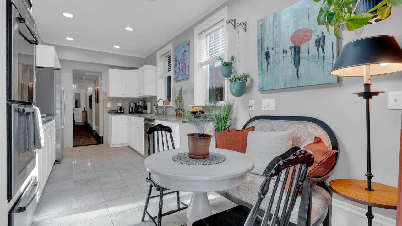 Photo of Kitchen in Medford Street - The Neck
