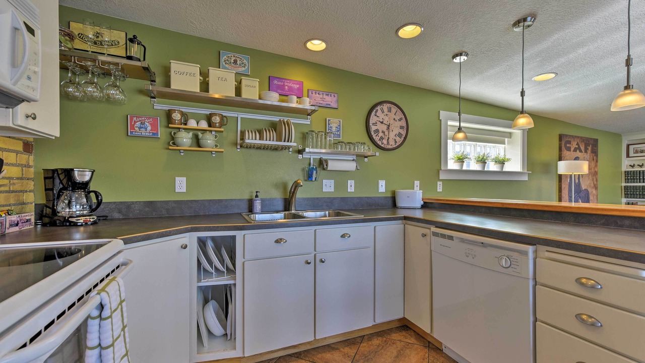 Photo of Kitchen in Logan