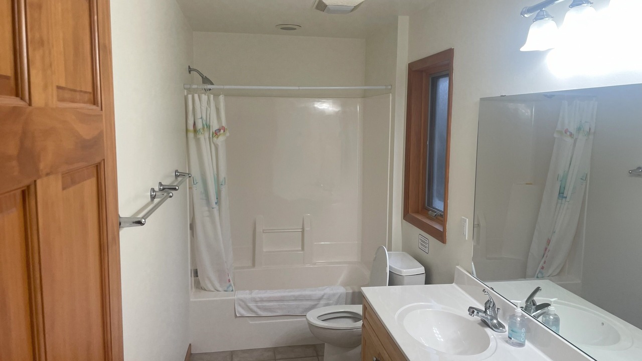Photo of Bathroom in Sturgeon Bay