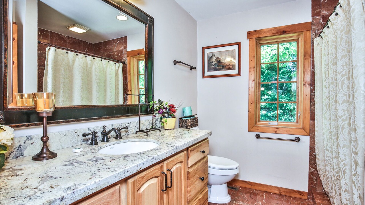 Photo of Bathroom in St Germain