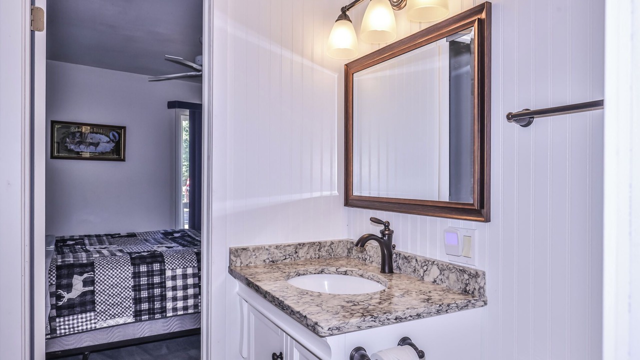Photo of Bathroom in St Germain