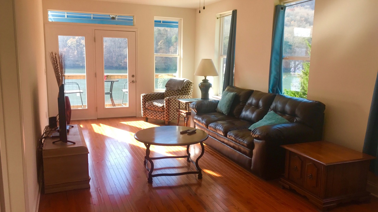 Photo of Livingroom in Chattanooga