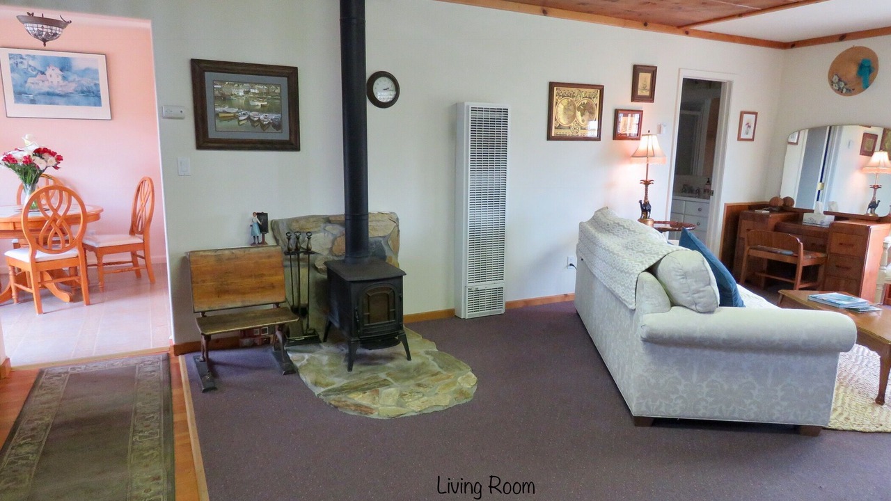 Photo of Livingroom in Salmon Creek