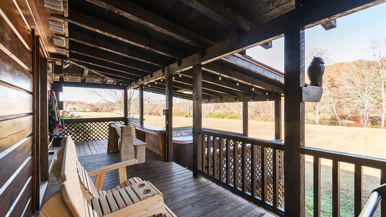 Photo of Outdoor in Hemp
