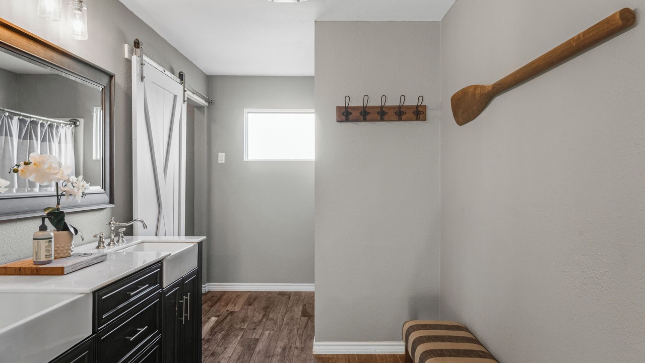 Photo of Bathroom in Graford
